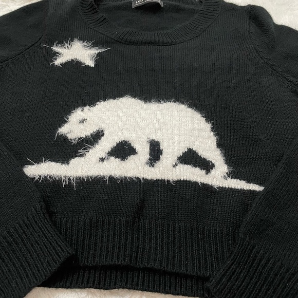 Bear/star Najee Collection by Becool, black sweater - Picture 4 of 9